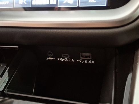 Certified 2025 Subaru Outback Premium image 22