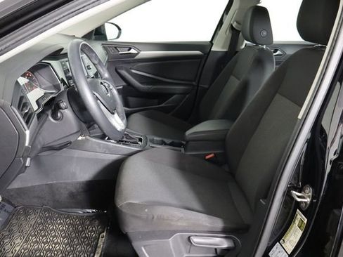 Used 2019 Volkswagen Jetta S image 15