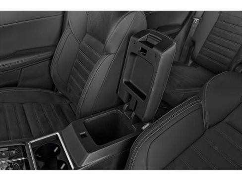 Used 2023 Mitsubishi Outlander SE Black Edition image 17