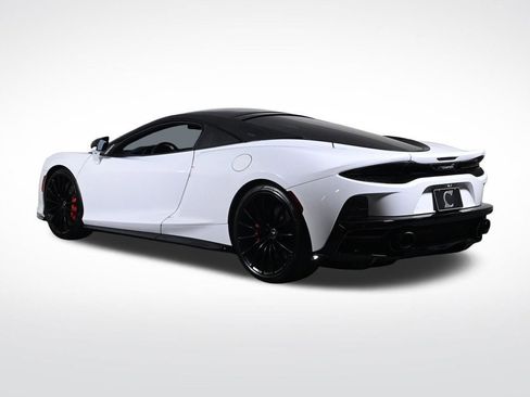 Used 2023 McLaren GT RWD image 3