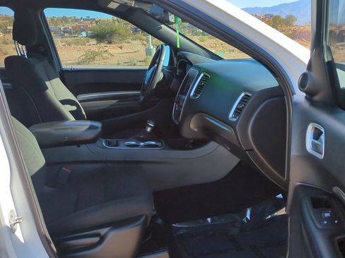 Used 2019 Dodge Durango SXT image 30