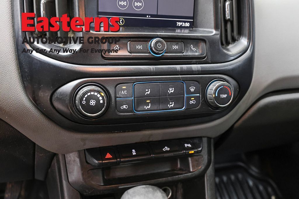 Used 2022 Chevrolet Colorado W/T w/ WT Convenience Package RWD image 21