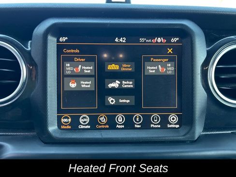 Used 2022 Jeep Wrangler Unlimited Sahara image 33