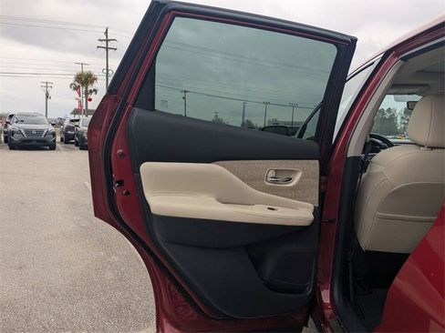 Used 2024 Nissan Murano SL image 25