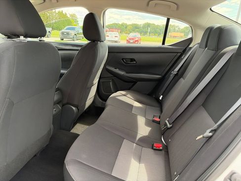 Used 2024 Nissan Sentra SV FWD image 27