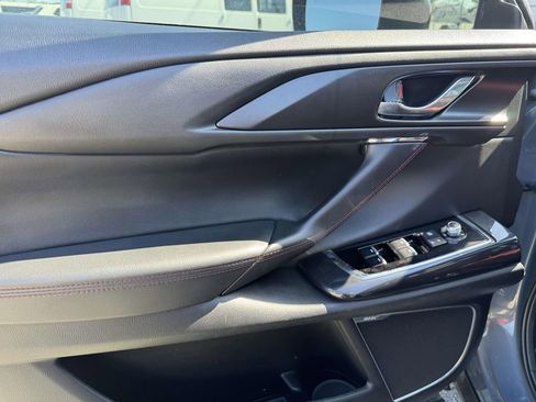 Used 2023 MAZDA CX-9 Carbon Edition image 14