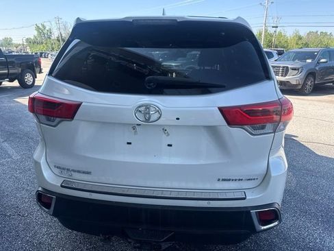 Used 2018 Toyota Highlander Limited Platinum AWD/4WD image 6