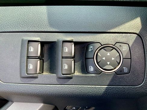 Used 2018 Ford F150 Raptor w/ Equipment Group 802A Luxury AWD/4WD image 18