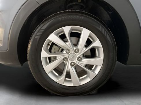 Used 2021 Hyundai Tucson SE image 18