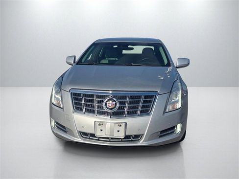 Used 2015 Cadillac XTS Luxury w/ Driver Awareness Package image 2