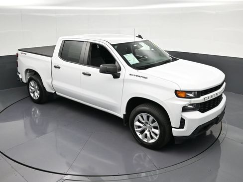 Used 2020 Chevrolet Silverado 1500 Custom w/ Custom Value Package AWD/4WD image 20
