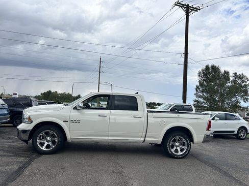 Used 2016 RAM 1500 Laramie w/ Convenience Group AWD/4WD image 2