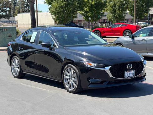 Used 2023 MAZDA MAZDA3 s FWD image 5