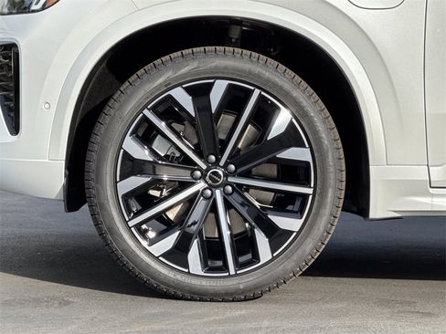 New 2026 Volvo XC90 T8 Ultra image 26