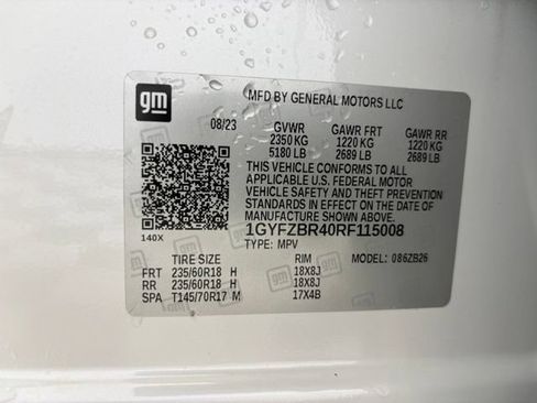 Used 2024 Cadillac XT4 Luxury w/ Cold Weather Package AWD/4WD image 24