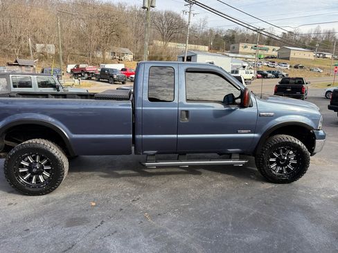 Used 2006 Ford F350 4x4 SuperCab Super Duty image 13