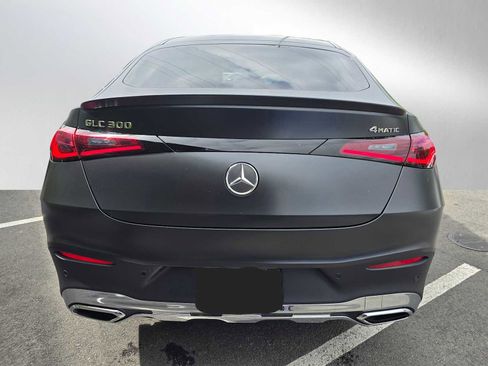 Used 2026 Mercedes-Benz GLC 300 4MATIC image 4