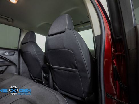 Used 2020 GMC Canyon SLE w/ Elevation Edition image 33