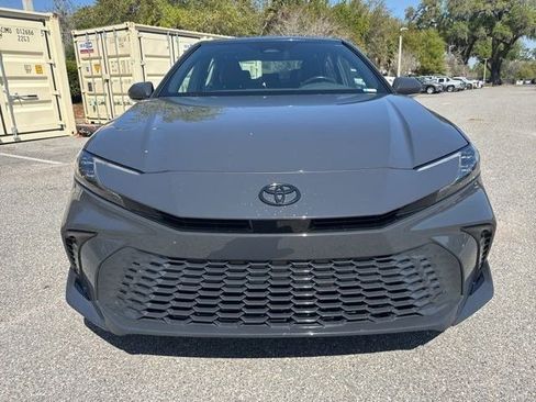 Used 2025 Toyota Camry XSE image 5