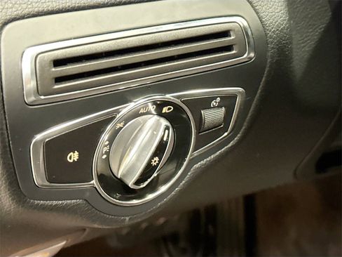 Used 2015 Mercedes-Benz C 300 4MATIC Sedan image 10