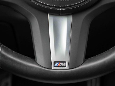 Certified 2025 BMW X6 xDrive40i w/ Climate Comfort Package image 24