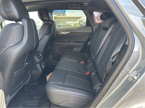 New 2026 Cadillac Optiq Luxury 2 image 16