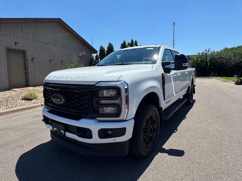 Used 2025 Ford F250 Lariat w/ Lariat Ultimate Package AWD/4WD image 2