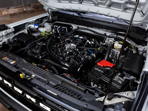 Used 2026 Ford Bronco Outer Banks AWD/4WD image 40