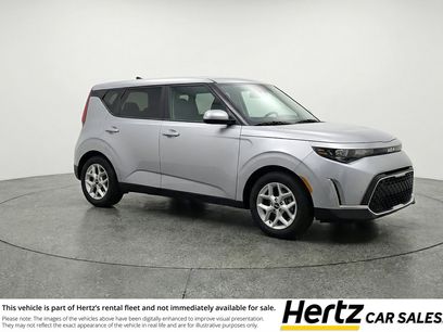 Used 2025 Kia Soul LX w/ LX Technology Package