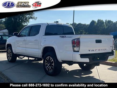 Used 2020 Toyota Tacoma TRD Sport w/ Technology Package image 5