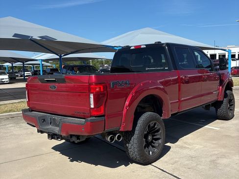 Used 2022 Ford F250 Lariat w/ Black Appearance Package AWD/4WD image 15