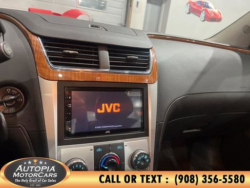 Used 2010 Chevrolet Malibu LT w/ Premium Audio Package image 16