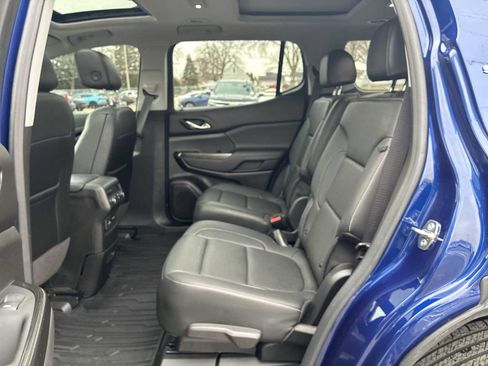 Used 2023 GMC Acadia SLT w/ Technology Package image 26