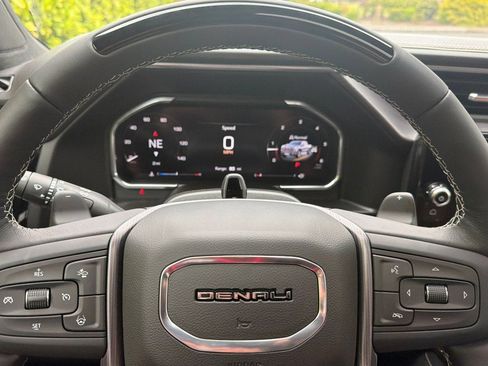 New 2026 GMC Sierra 1500 Denali Ultimate w/ LPO, Black Badging Package AWD/4WD image 20