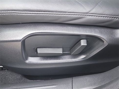 Used 2019 MAZDA CX-5 Touring image 21