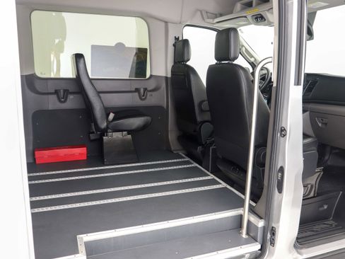 Used 2020 Ford Transit 350 XL RWD image 17