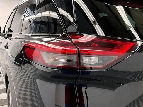 Used 2023 Nissan Rogue Platinum w/ Platinum Premium Package image 33