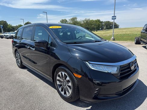 Used 2021 Honda Odyssey EX-L image 3