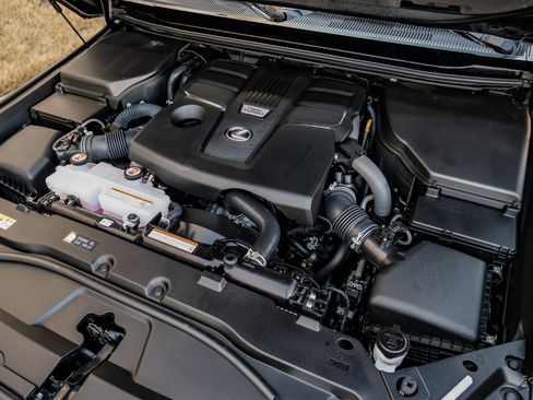 Used 2025 Lexus GX 550 image 99