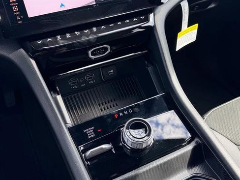 New 2026 Jeep Grand Cherokee Altitude image 7