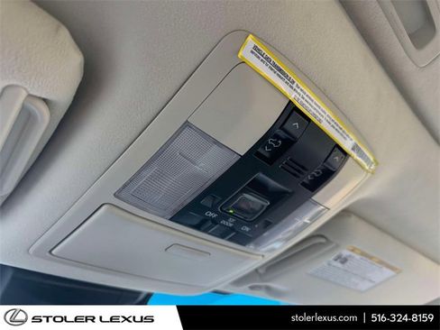 Used 2023 Lexus GX 460 Premium image 34