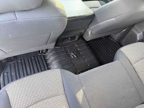 Used 2012 RAM 2500 ST w/ Chrome Appearance Group AWD/4WD image 19