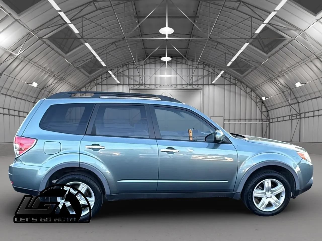 Used 2010 Subaru Forester 2.5X Premium w/ Popular Equipment Group 1A AWD/4WD image 8