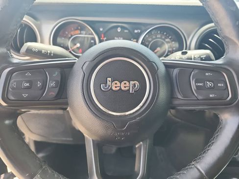 Used 2021 Jeep Wrangler Unlimited Sport AWD/4WD image 23