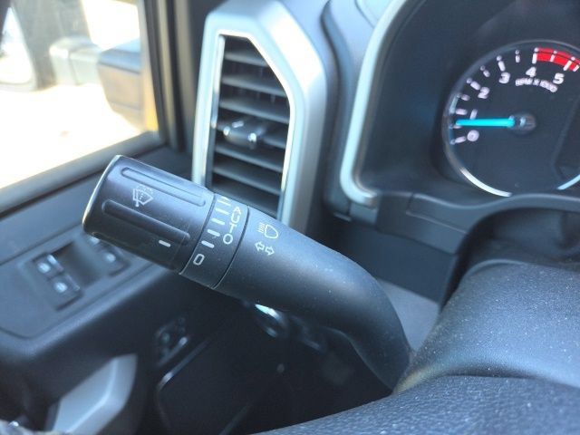 Used 2018 Ford F350 Lariat w/ Lariat Ultimate Package AWD/4WD image 39