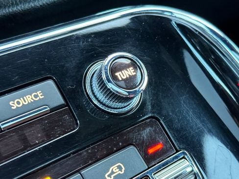 Used 2020 Lincoln Navigator L Reserve w/ Equipment Group 208A Reserve image 33