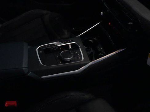 Used 2026 BMW 330i xDrive Sedan w/ M Sport Package AWD/4WD image 4