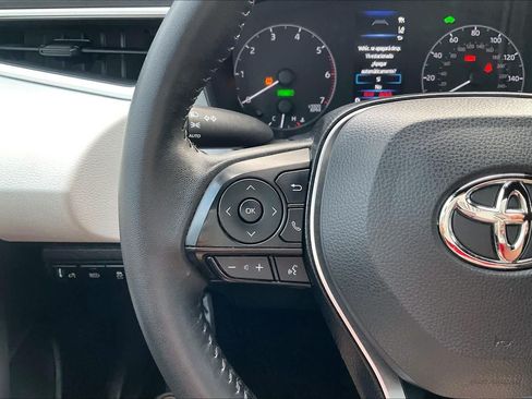 Used 2025 Toyota Corolla SE FWD image 21