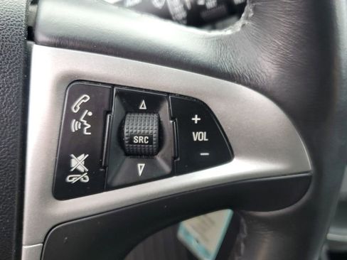 Used 2017 Chevrolet Equinox LT w/ Convenience Package FWD image 12