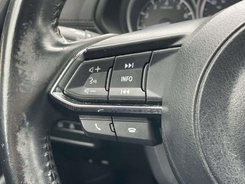 Used 2018 MAZDA CX-5 Touring w/ Preferred Equipment Package FWD image 25